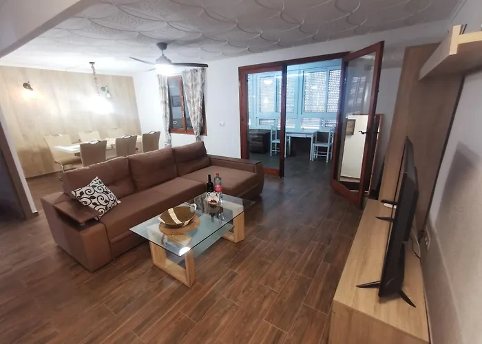 Great Apartment With A View Of The Sea